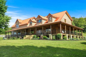 Rustic Retreat in Hickman on 160 Acres with Views!